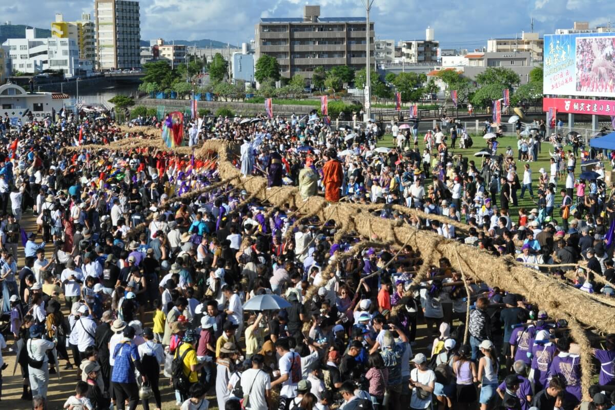 大綱曳のシーン