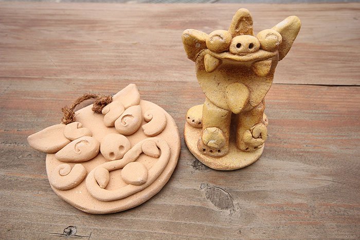 黄金色シーサーづくり